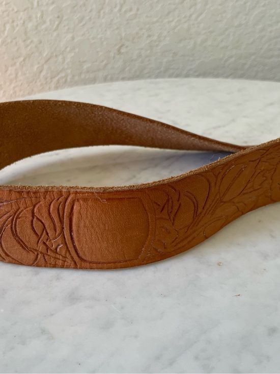 Vintage Tooled Leather Belt with a Turquoise-style Floral Buckle main image 7
